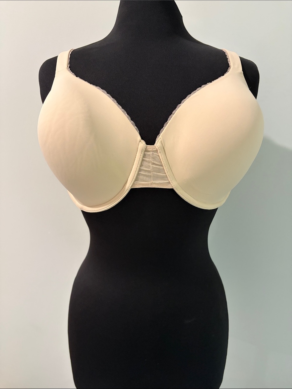 Wacoal Everyday Seamless Nude Underwire T-Shirt Bra
